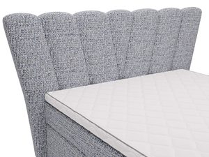 Miniaturka 8 - Detal zagłówka wachlarzowego łóżka szarego tapicerowanego