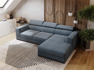 Miniaturka 39 - Szary narożnik w nowoczesnym salonie z jasnym drewnem