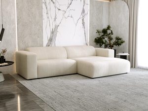 Miniaturka 4 - Beżowy narożnik wypoczynkowy w nowoczesnym wnętrzu z marmurową ścianą