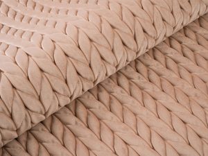 Miniaturka 5 - Zbliżenie na tkaninę tapicerowaną w kolorze beżowo-brzoskwiniowym