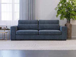 Miniaturka 42 - Sofa granatowa z szerokimi siedziskami w przestronnym salonie
