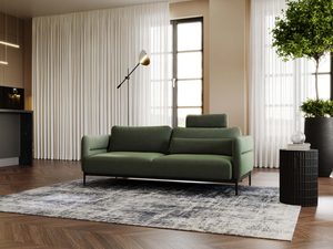 Miniaturka 29 - Sofa zielona tapicerowana w nowoczesnym salonie z zasłonami