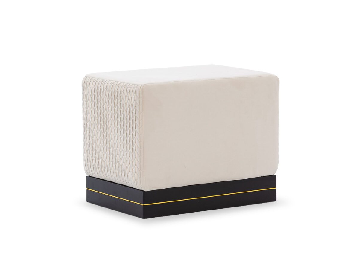 Nowoczesny Beżowy Puf Tapicerowany CARMELLO