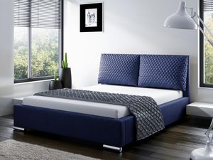 Miniaturka 5 - Granatowe łóżko tapicerowane z prostym zagłówkiem i kontrastową narzutą.