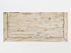 Miniaturka 5 - Zbliżenie na korpus komody rustykalnej