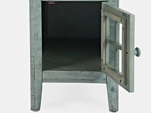 Miniaturka 3 - Zielona drewniana szafka z otwartymi drzwiami, styl rustykalny