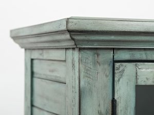 Miniaturka 4 - Szczegół wykończenia drewnianej witryny w stylu rustykalnym