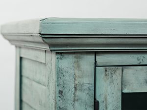 Miniaturka 4 - Detal gałki meblowej w stylu rustykalnym, wykończenie w stylu vintage