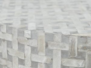 Miniaturka 2 - Detale stolika z naturalnej muszli