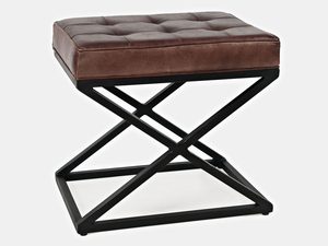 Miniaturka 2 - Zbliżenie na detale siedziska skórzanej ławki z widocznymi przeszyciami