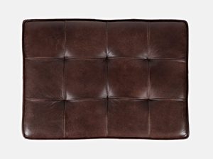 Miniaturka 4 - Detal pikowanego siedziska ze skóry w kolorze brązowym