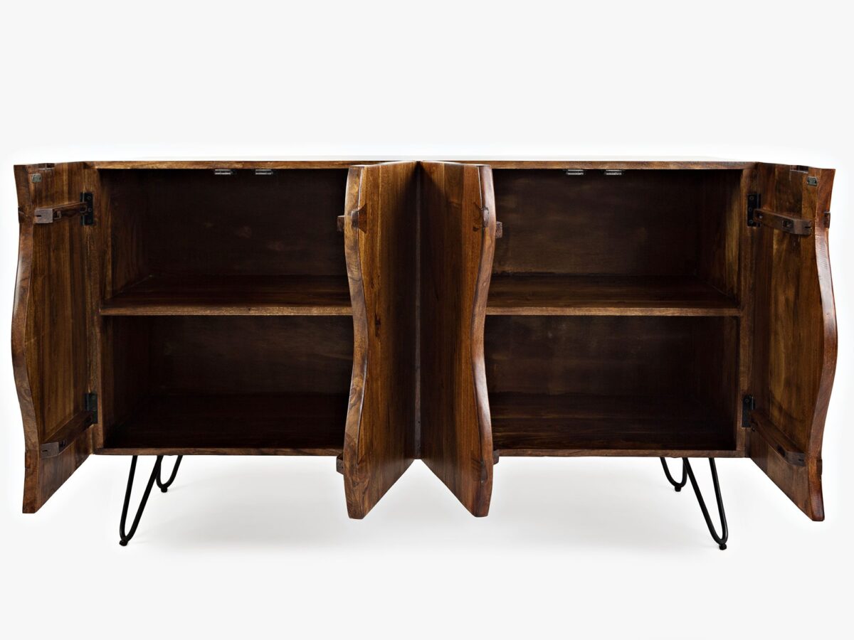 Drewniana komoda w stylu rustykalnym z unikalnymi frontami