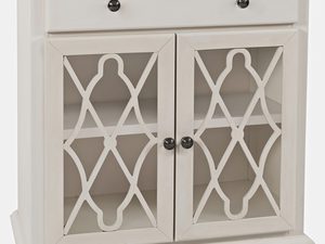 Miniaturka 1 - Biała komoda z przeszklonymi drzwiami i dekoracyjnymi frontami