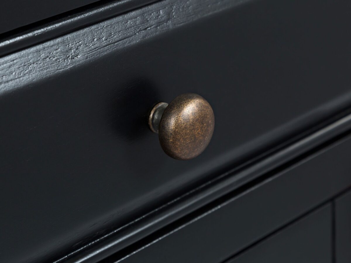 Metalowa gałka do drewnianych szafek kolor brązowy styl klasyczny