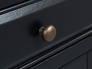 Miniaturka 1 - Metalowa gałka do drewnianych szafek kolor brązowy styl klasyczny