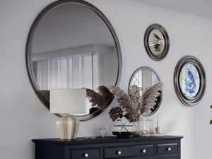 Miniaturka 5 - Drewniana komoda z trzema szufladami i przeszklonymi drzwiami w stylu klasycznym kolor czarny