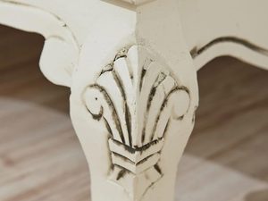 Miniaturka 2 - Detal rzeźbienia klasycznej szafki w stylu prowansalskim