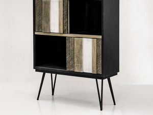 Miniaturka 1 - Wysoka czarna witryna z otwartymi półkami i kolorowymi frontami w stylu industrialnym