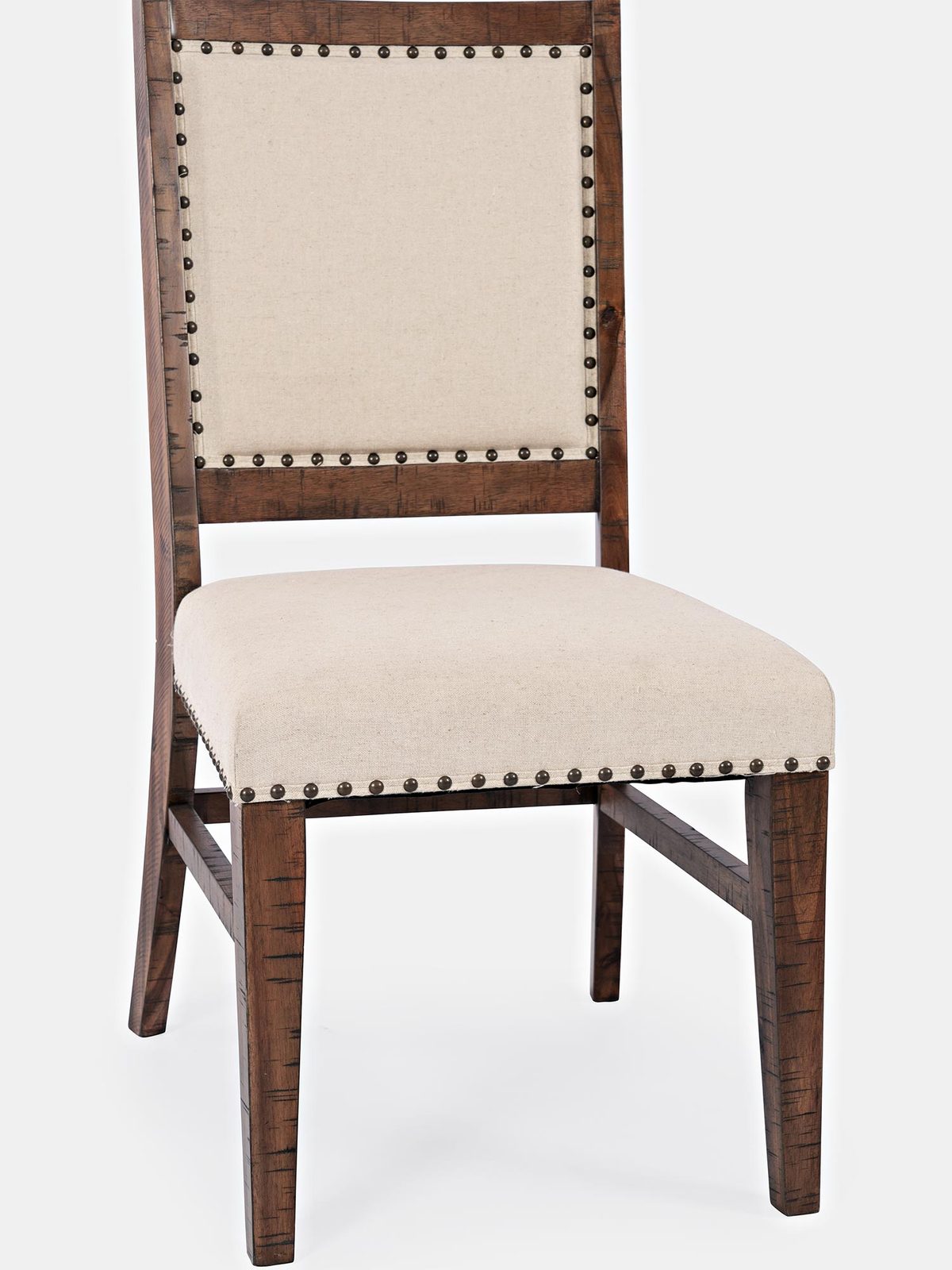 Rustykalne krzesło w ciemnym kolorze