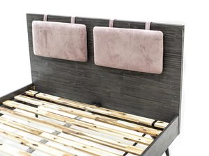 Miniaturka 3 - Eleganckie łóżko z różowym zagłówkiem i czarną ramą