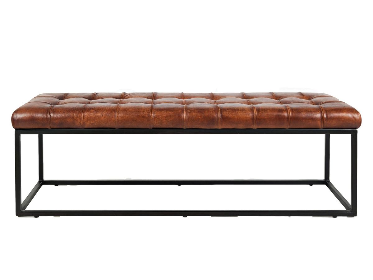 Ławka tapicerowana w rdzawo-brązowej skórze z czarnymi nogami – Avola