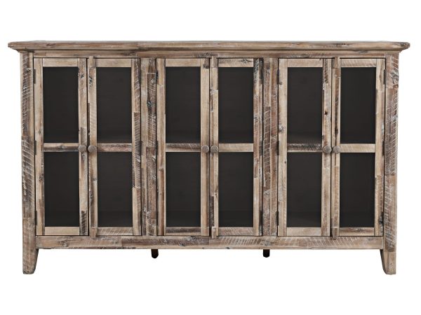 Przeszklona witryna z drewnianym frontem do eleganckich wnętrz