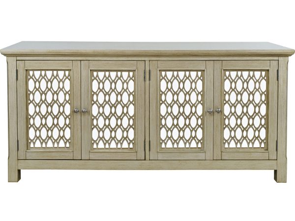 Klasyczna komoda z ażurowymi frontami i subtelnym wykończeniem