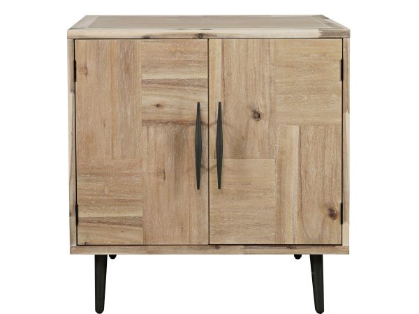 Komoda z drewnianymi frontami i metalowymi detalami