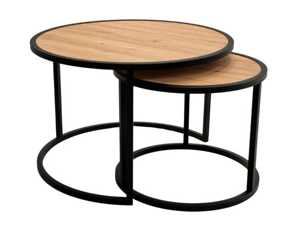 Komplet dwóch stolików z możliwością wsunięcia jednego pod drugi