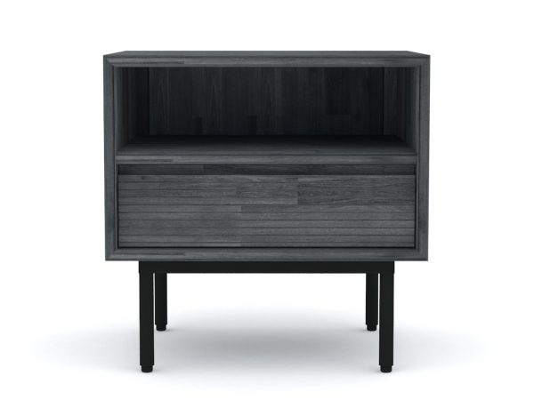 Szafka nocna w stylu retro