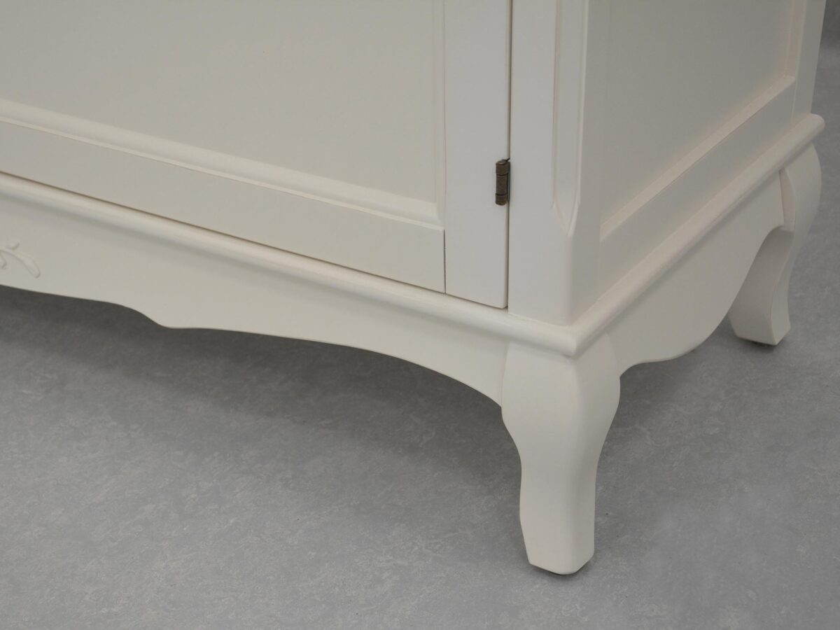 Nóżki komody drewnianej białe ludwikowskie