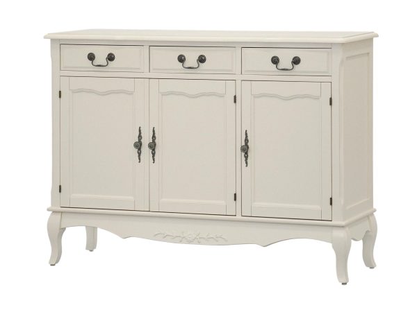 Biała komoda z ozdobnymi uchwytami i eleganckimi frezami