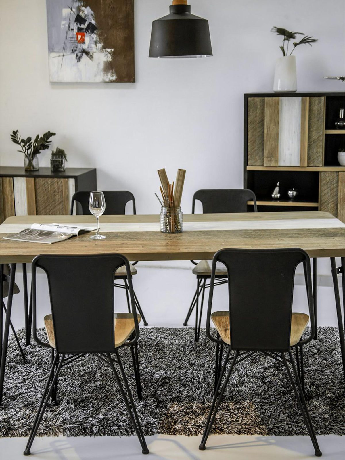 Drewniany stół z metalowymi nogami w stylu industrialnym kolor naturalny Drewniany stół z metalowymi nogami w stylu industrialnym kolor naturalny