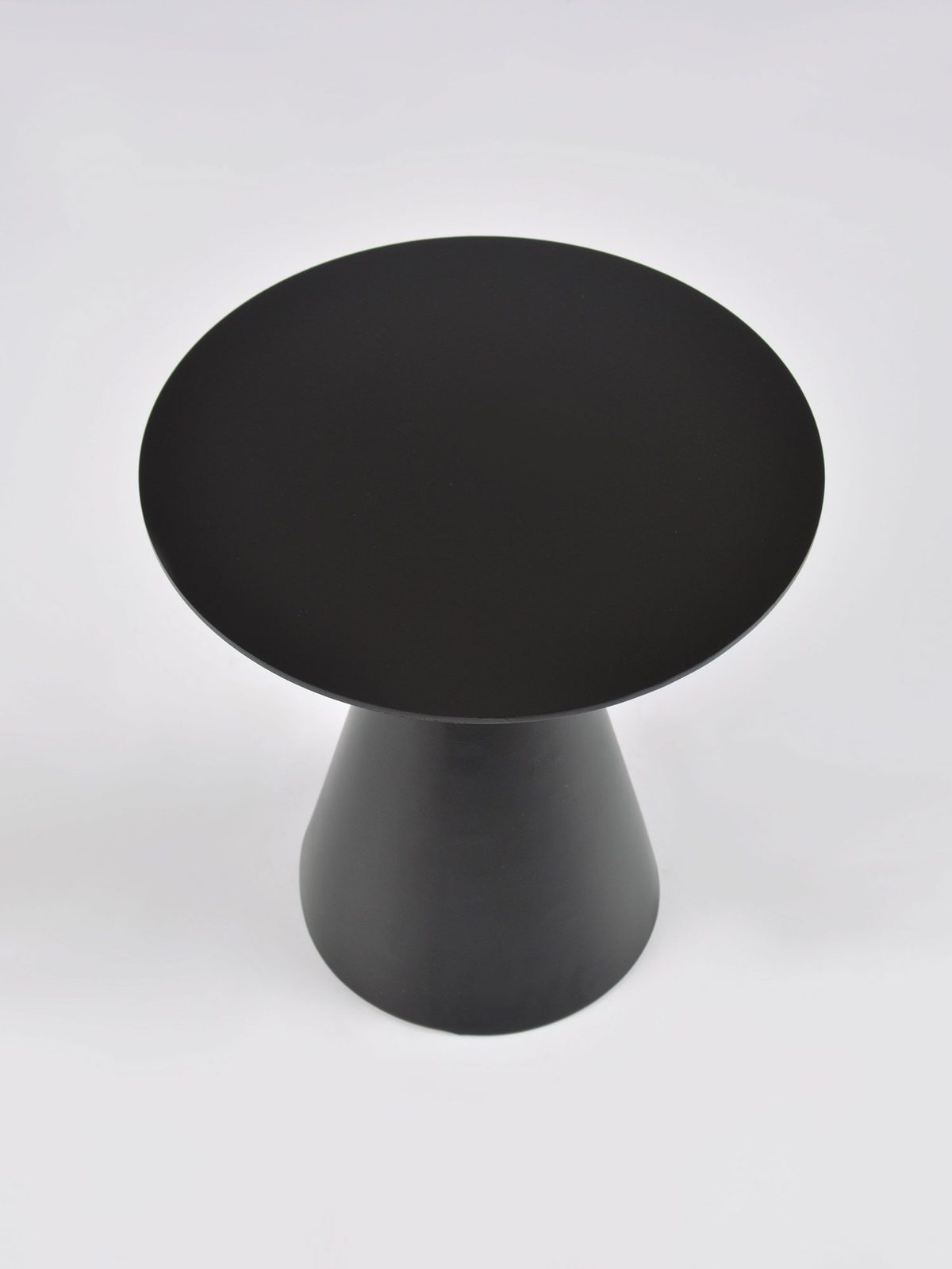 Minimalistyczny Stolik Kawowy z okrągłym blatem do różnych wnętrz