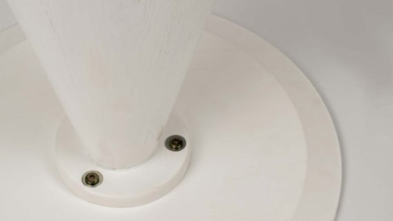 Miniaturka 8 - Stolik z okrągłym białym blatem i stożkową podstawą – Florence