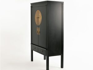 Miniaturka 2 - Wysoka szafa z drewna wiązu z dekoracyjnym okręgiem w stylu orientalnym