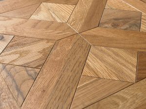 Miniaturka 2 - Intarsja krzyżowa z dębu olejowanego – detal dekoracyjny blatu