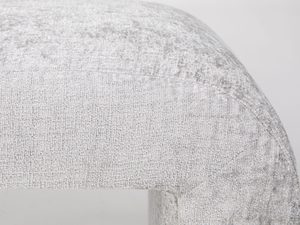 Miniaturka 1 - Detal siedziska ławki boucle w odcieniu jasnej szarości