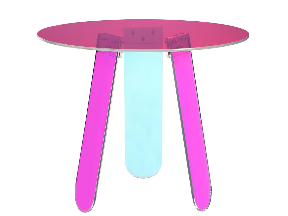 Stolik w akrylu który mieni się kolorami w zależności od oświetlenia – Virtus