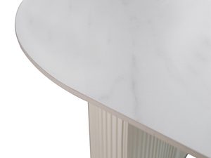 Miniaturka 2 - Biały blat stołu z efektem marmuru w luksusowej jadalni