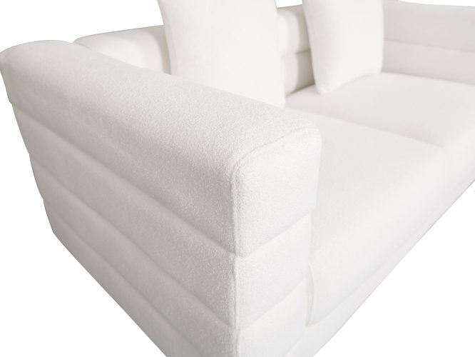 Elegancka dwuosobowa sofa w kolorze białym ecru z tkaniną boucle – Zenith