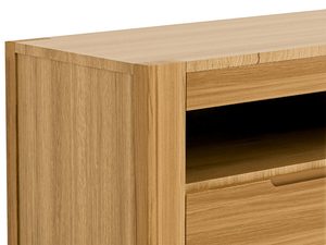 Miniaturka 5 - Zbliżenie na blat szafki z wyraźną strukturą drewna