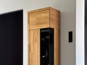 Miniaturka 5 - Nowoczesna narożna witryna z podświetleniem LED