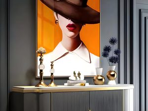 Miniaturka 3 - Komoda z pionowym ryflowaniem i złotą podstawą do salonu