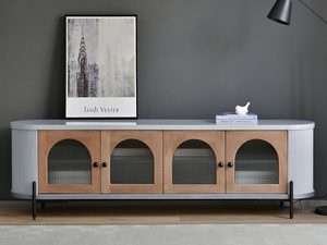 Miniaturka 2 - Komoda RTV z przeszklonymi drzwiczkami w stylu klasycznym