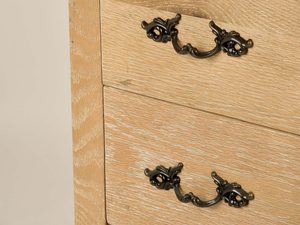 Miniaturka 10 - Komoda Drewniana z Giętymi Nógami i Metalowymi Uchwytem w Stylu Francuskim – Venezia Oak