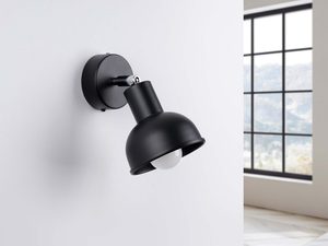 Miniaturka 1 - Kinkiet ścienny czarny matowy w aranżacji przy oknie