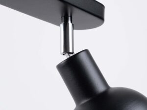 Miniaturka 6 - Detal połączenia chromowanego ramienia z czarnym kloszem dzwonkowym plafonu zbliżenie