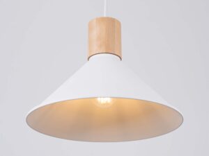 Miniaturka 7 - Wnętrze klosza lampy z żarówką dekoracyjną LED i ciepłym blaskiem