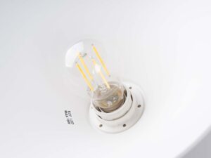 Miniaturka 11 - Żarówka LED E27 w oprawie lampy wiszącej z oznaczeniem mocy 15W